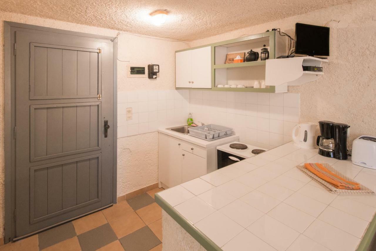 Lefkes 2 Apartment